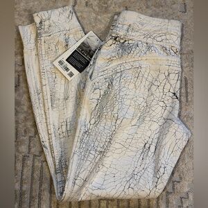 Lululemon Athletica White Crackle Print Joggers